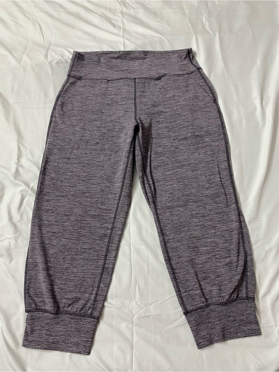 lululemon athletica Pants - Lululemon Align High-Rise Cropped Jogger Heathered Space Gray POCKETS- Size 12